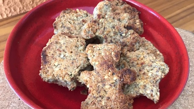 Biscoitinho crocante com sementes